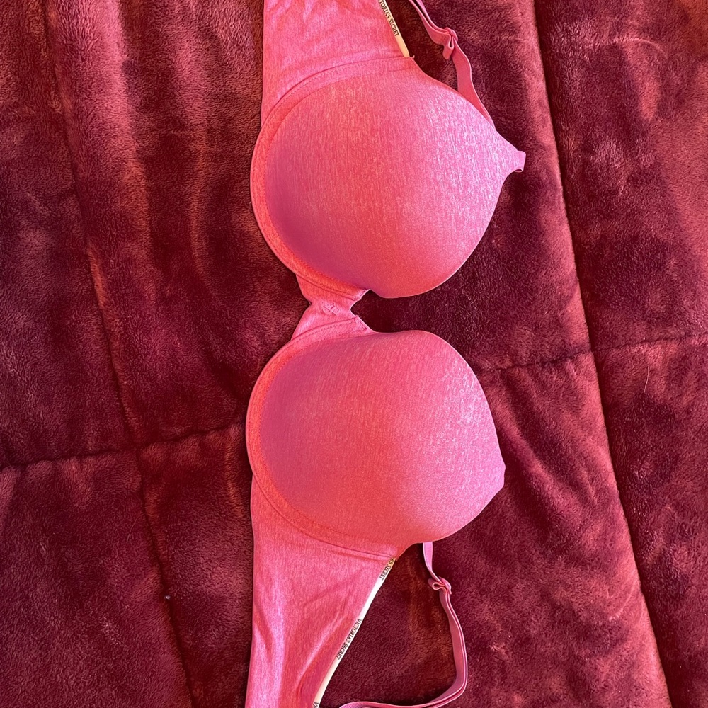 Victoria’s Secret Pink 34D Bra Uplift Semi Demi